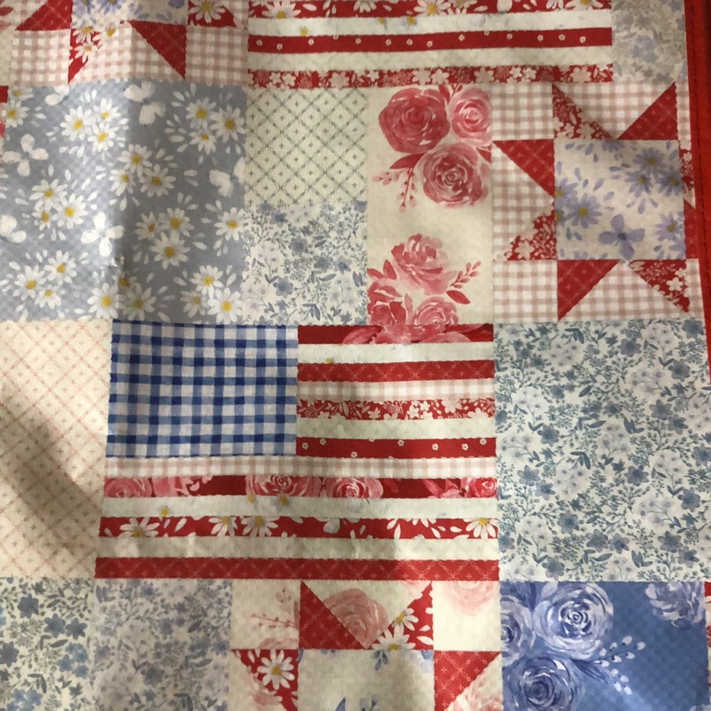 TJMAXX MARSHALLS HOMEGOODS Patchwork Floral Patriotic Reusable Tote Bag - Picture 4 of 7